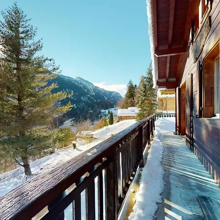Beautiful Chalet For 6 Persons In Salvan, Les Marecottes Chalet *